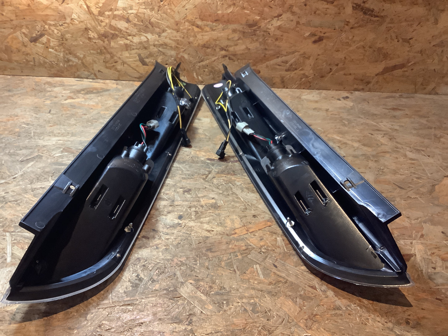 Tuning-Tec LED Rückleuchten für Ford Focus MK2 04-08 schwarz