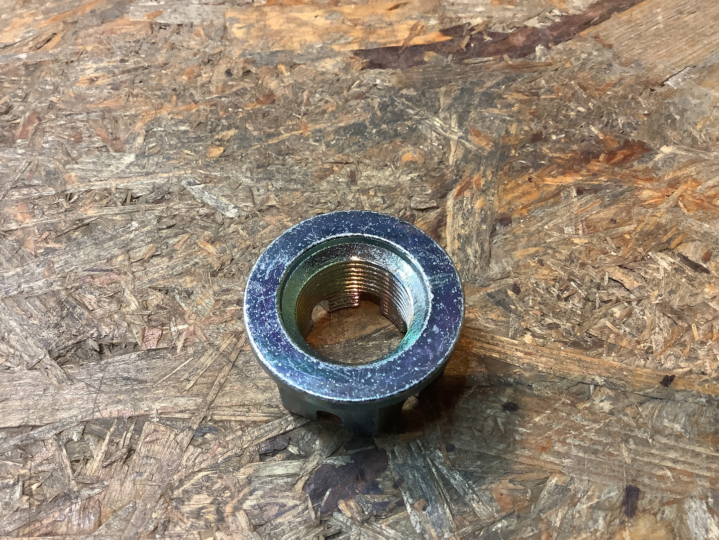 Mitsubishi Montero Europe V64W, Pajero Mutter für Achse Original Mitsubishi NEU