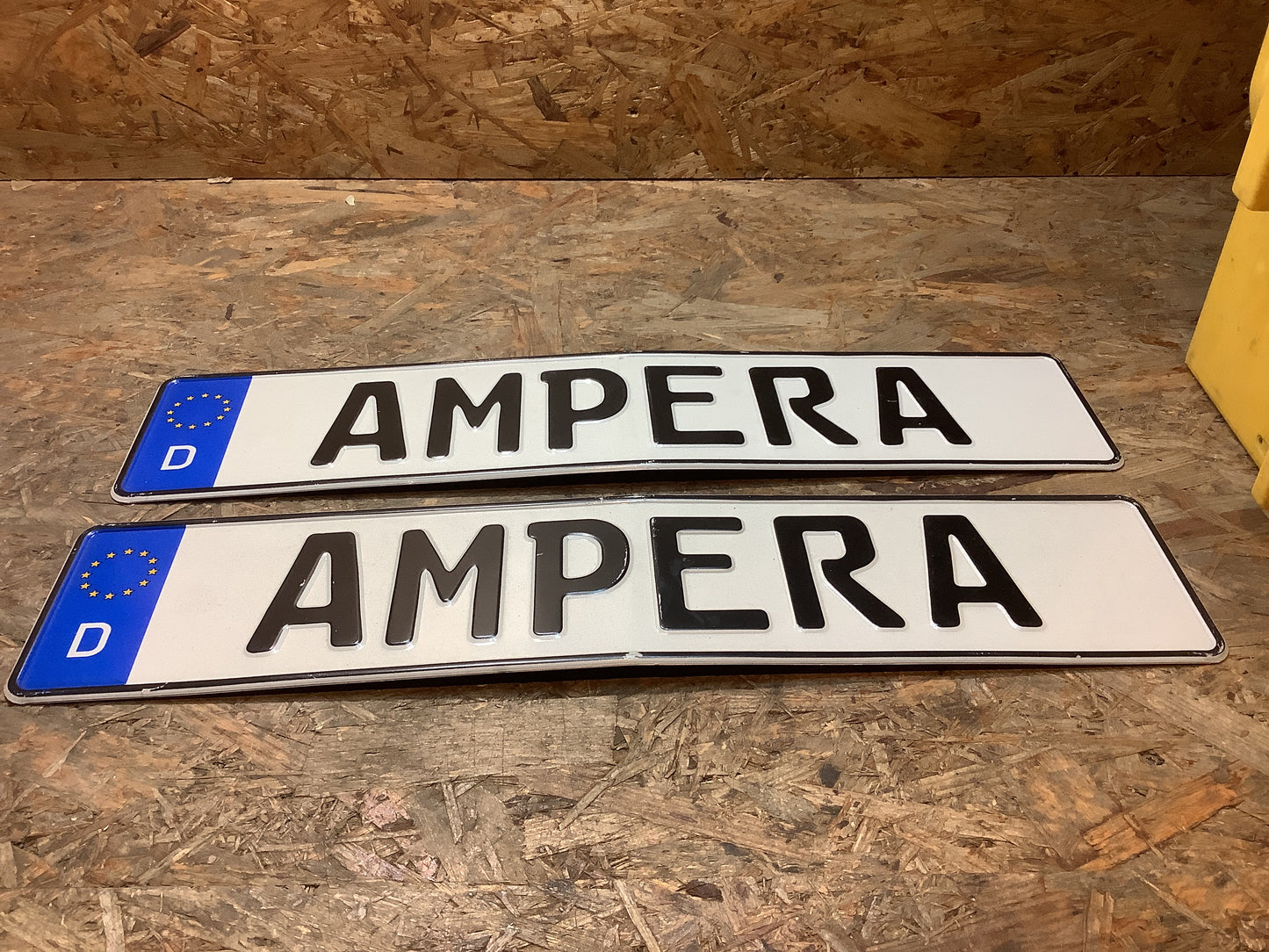 Opel Ampera Kennzeichen (2 Stk)