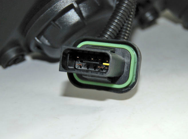 Tuning-Tec LED Tagfahrlicht Scheinwerfer für Peugeot 208 12-15 schwarz mit LED Blinker