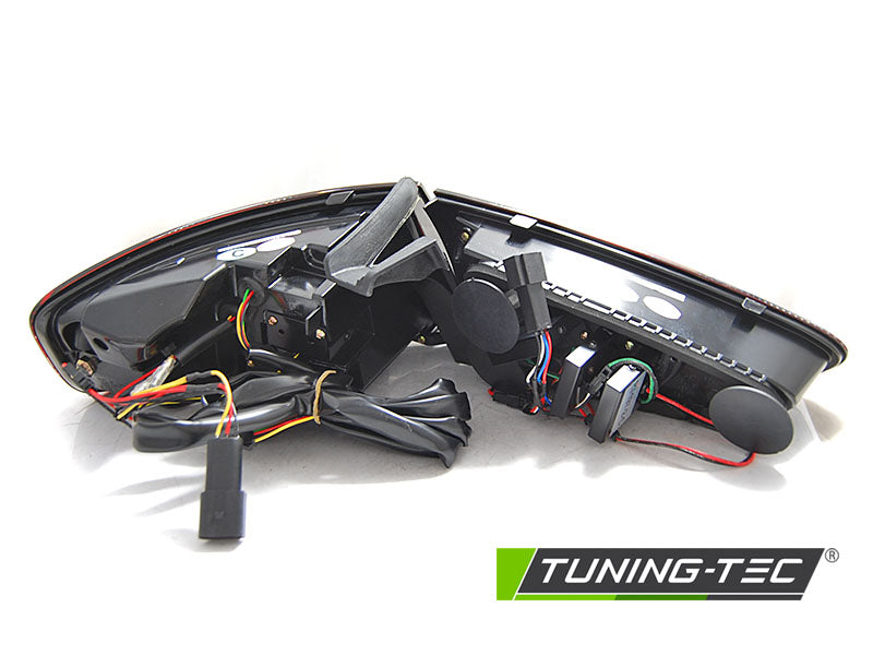 Tuning-Tec Voll LED Lightbar Rückleuchten für Audi A4 B8 Lim. 12-15 Schwarz / Dynamische Blinker