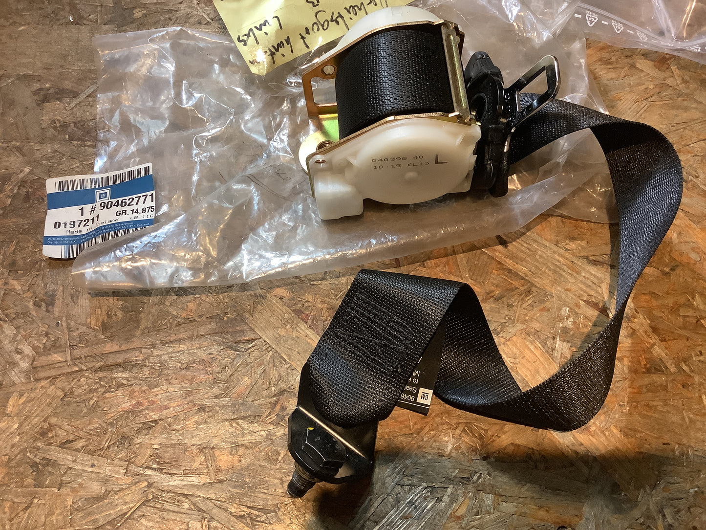 Opel Vectra B Sicherheitsgurt hinten links Original GM NEU