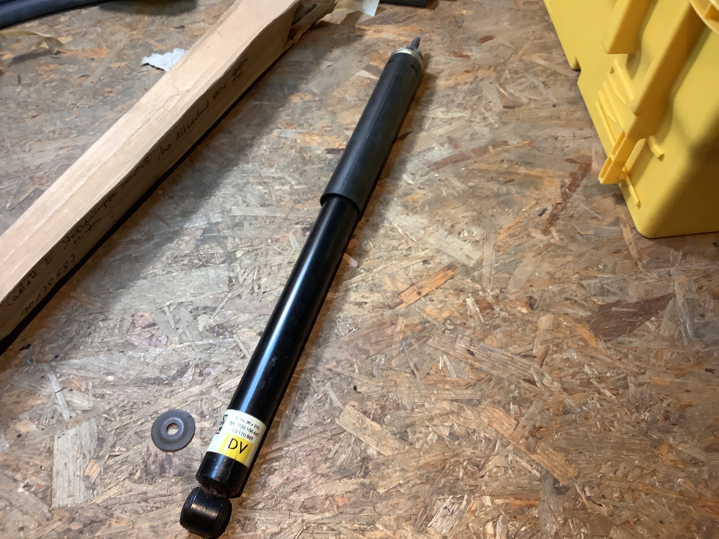 Kadett E Stoßdämpfer hinten Set Original Sachs GM NEU