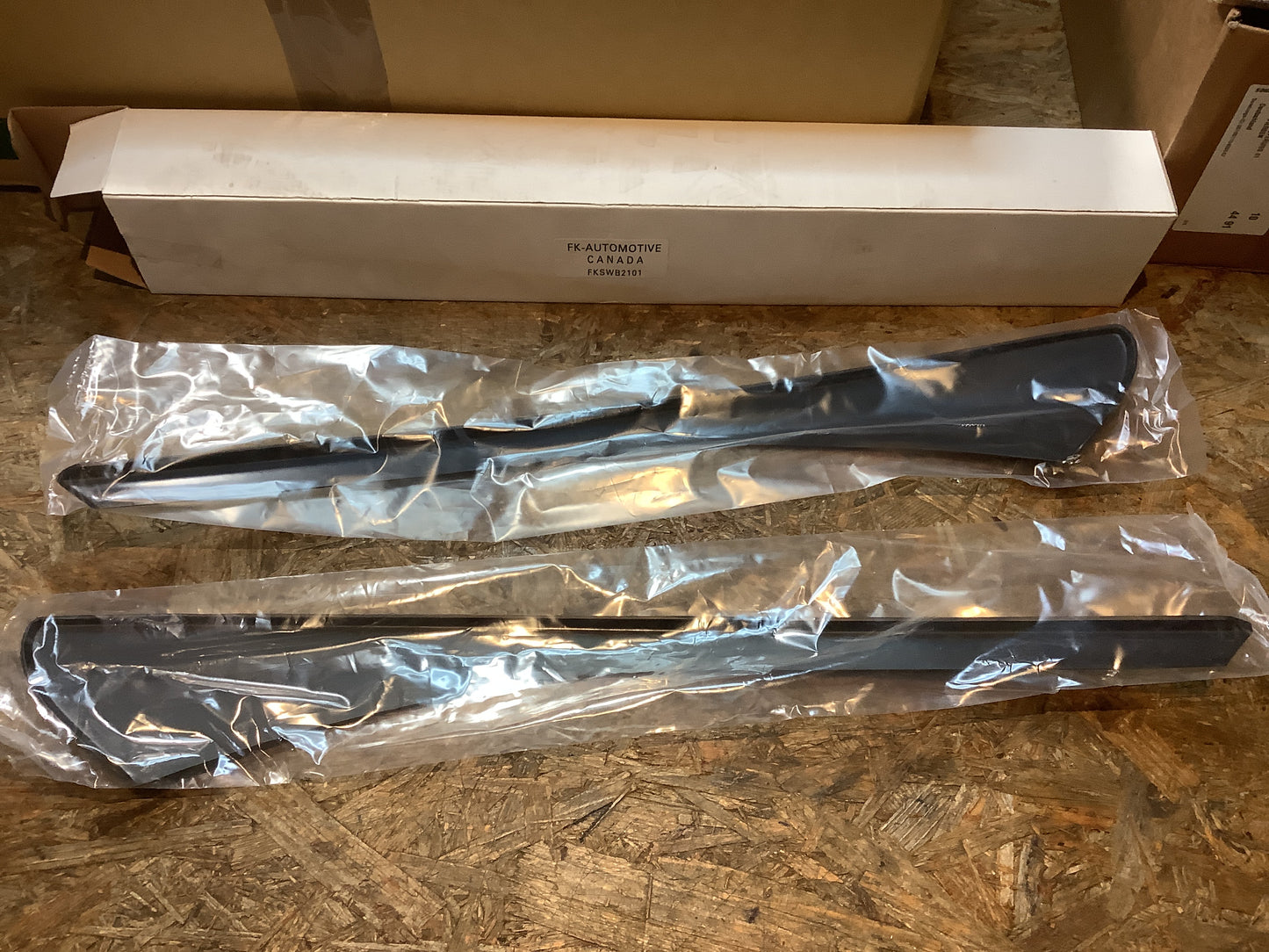 Scheinwerferblenden Set Ford Focus (DBW/DAW/DFW/DNW/DB1/DA1) Bj. 08.1998-09.2001 Böser Blick