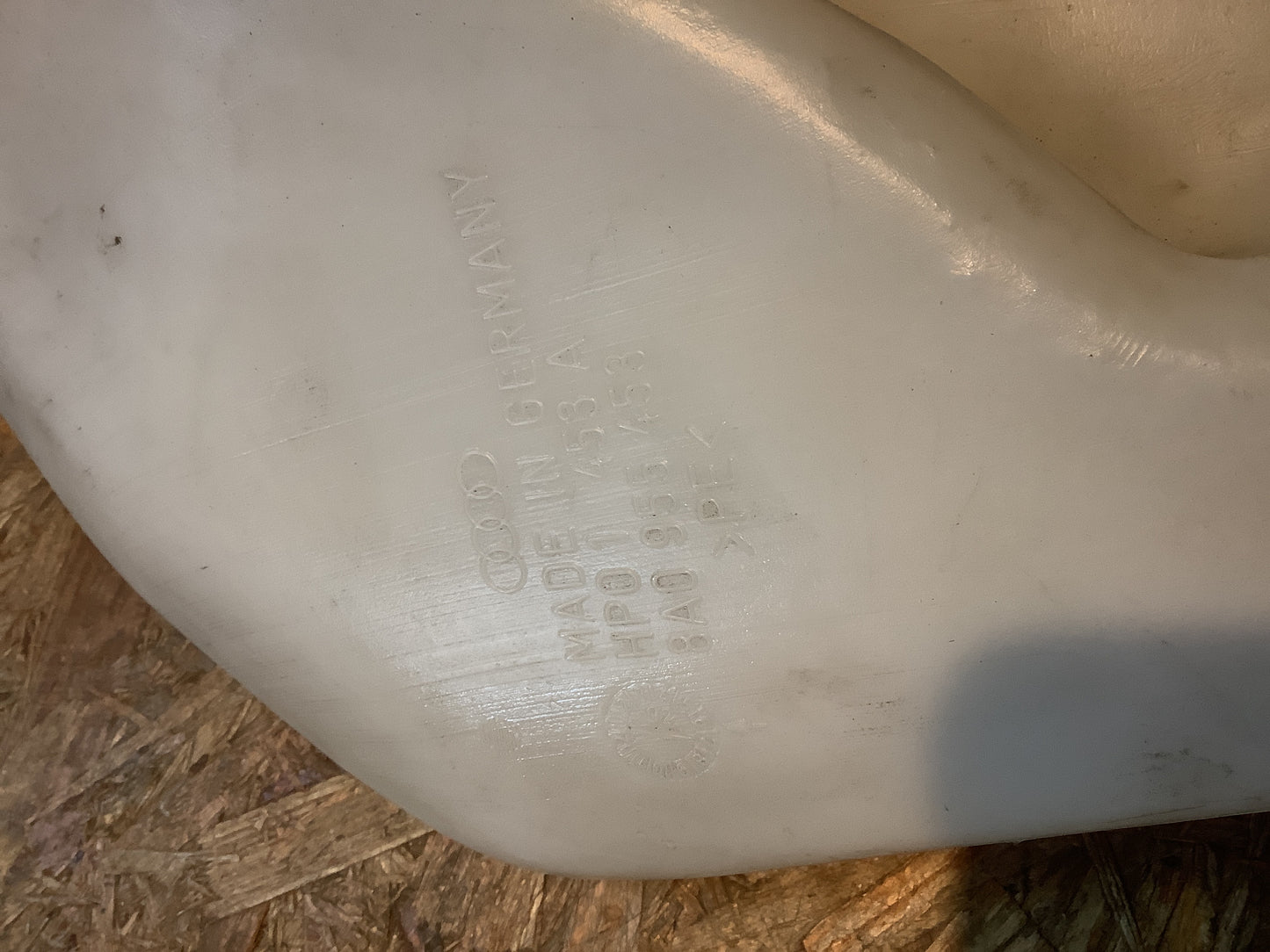 Audi 80 Wischwasserbehälter Original Audi NEU