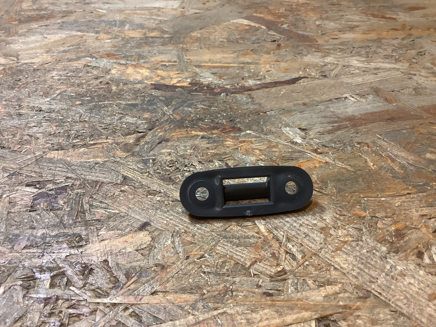 Mitsubishi Lancer Kombi Clip, Sitz hinten Original Mitsubishi NEU