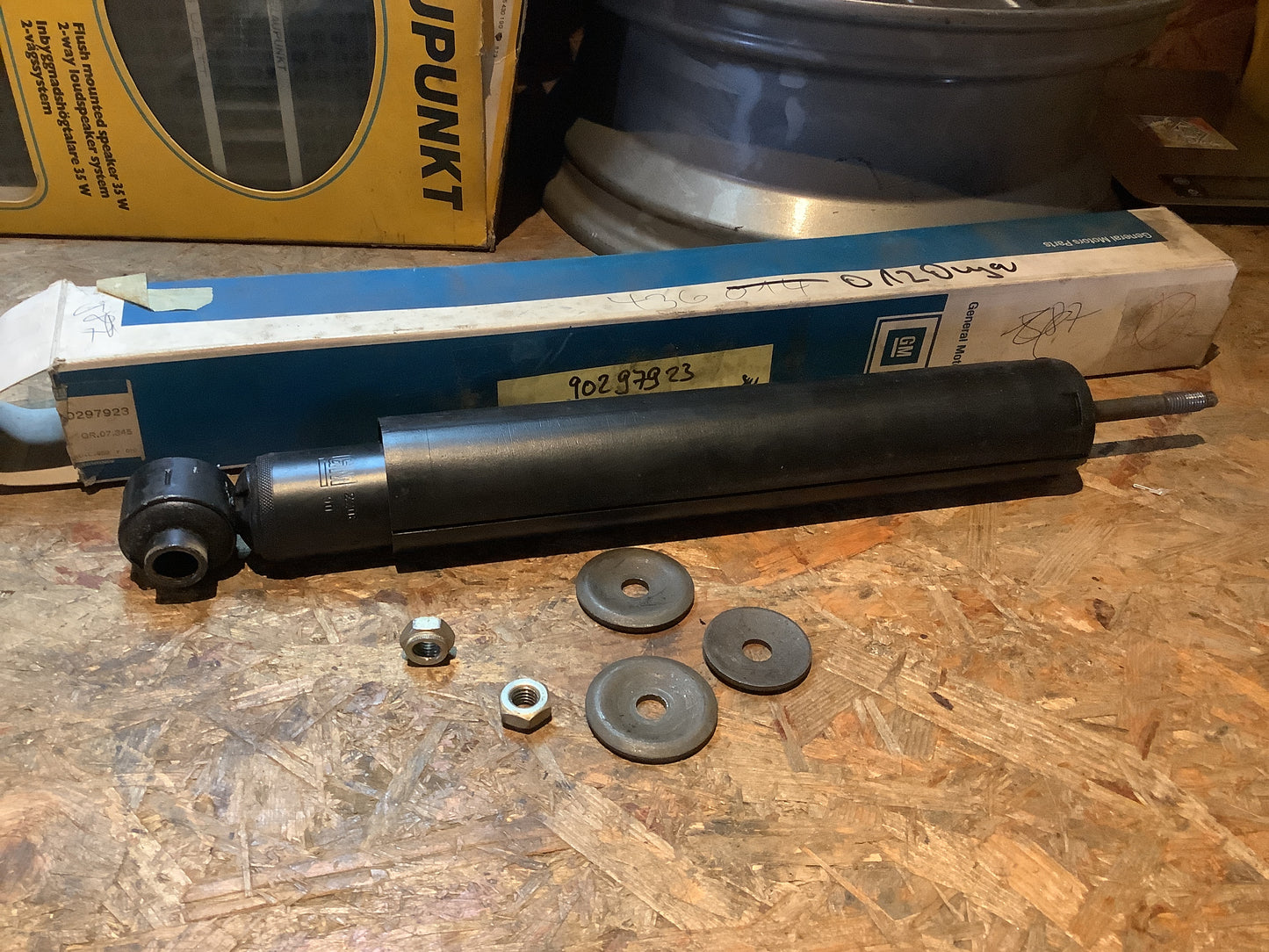 Opel Omega, Senator, Vectra Stoßdämpfer Original GM NEU