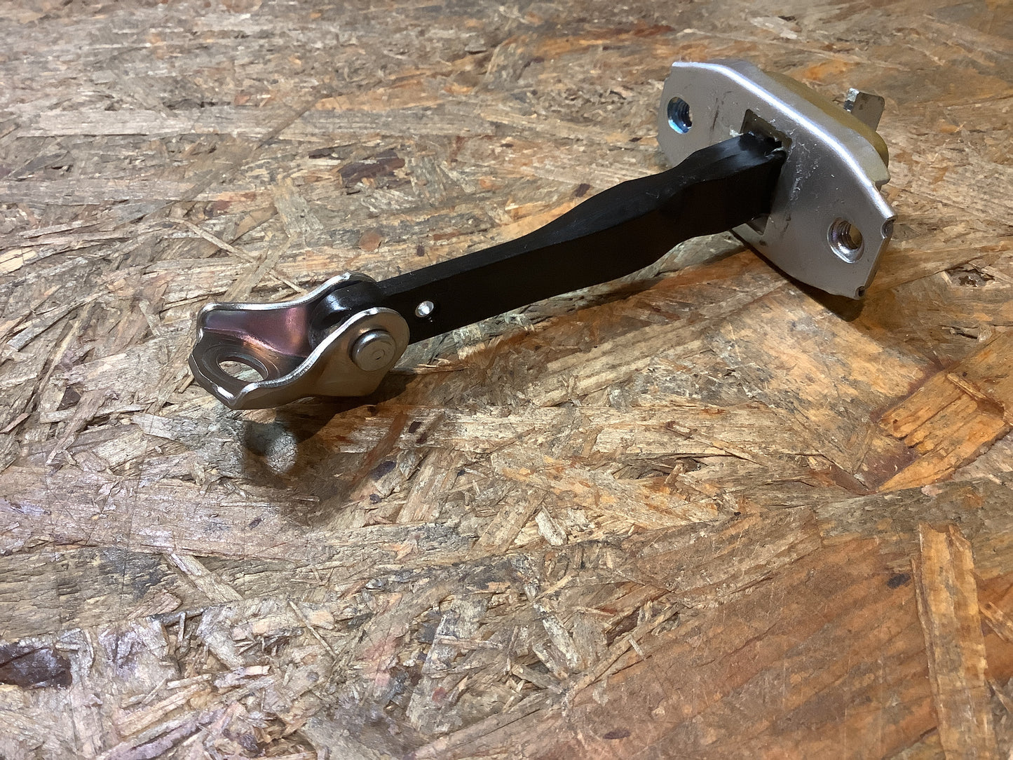 Mitsubishi Bj. 14-24 Türbremse, Türfangband Original Mitsubishi NEU