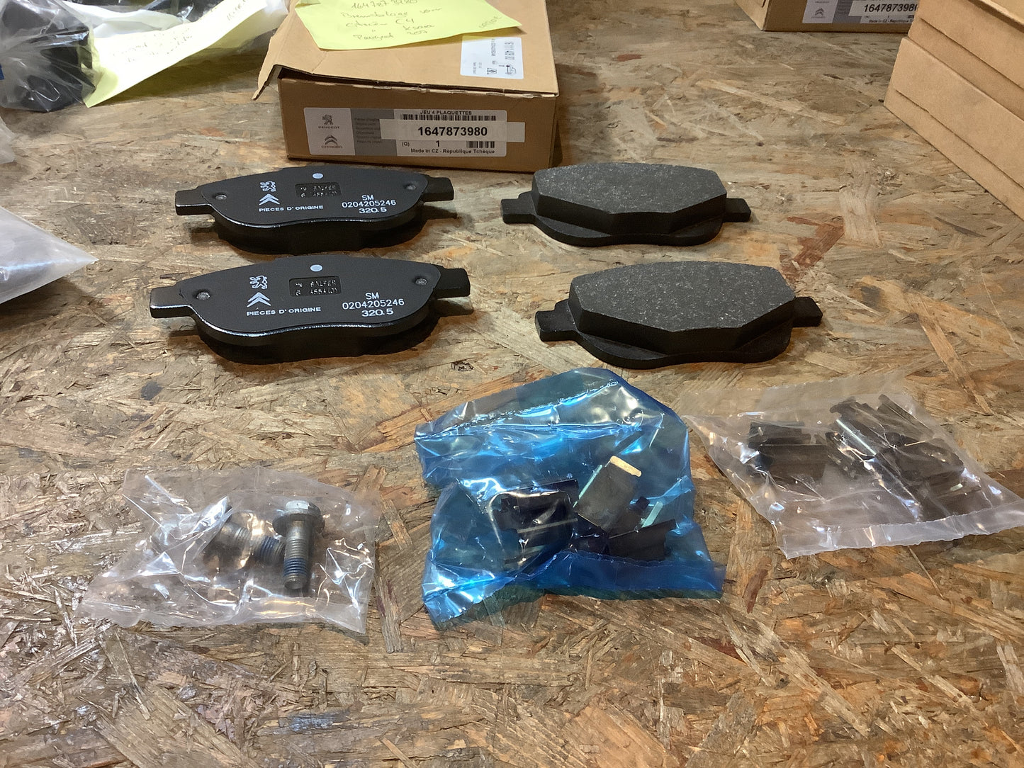 Citroën C4/Xsara, Peugeot 307 Bremsbeläge vorn Original Genuine Parts NEU