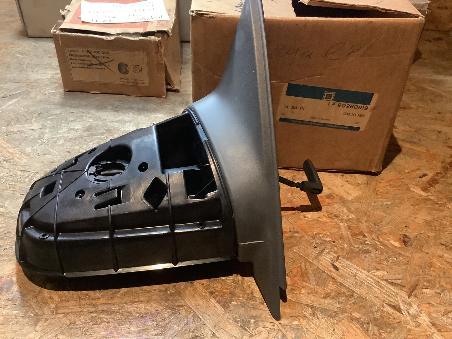 Opel Omega A Außenspiegel mit Glas Manuell ohne Spiegelkappe Original GM NEU