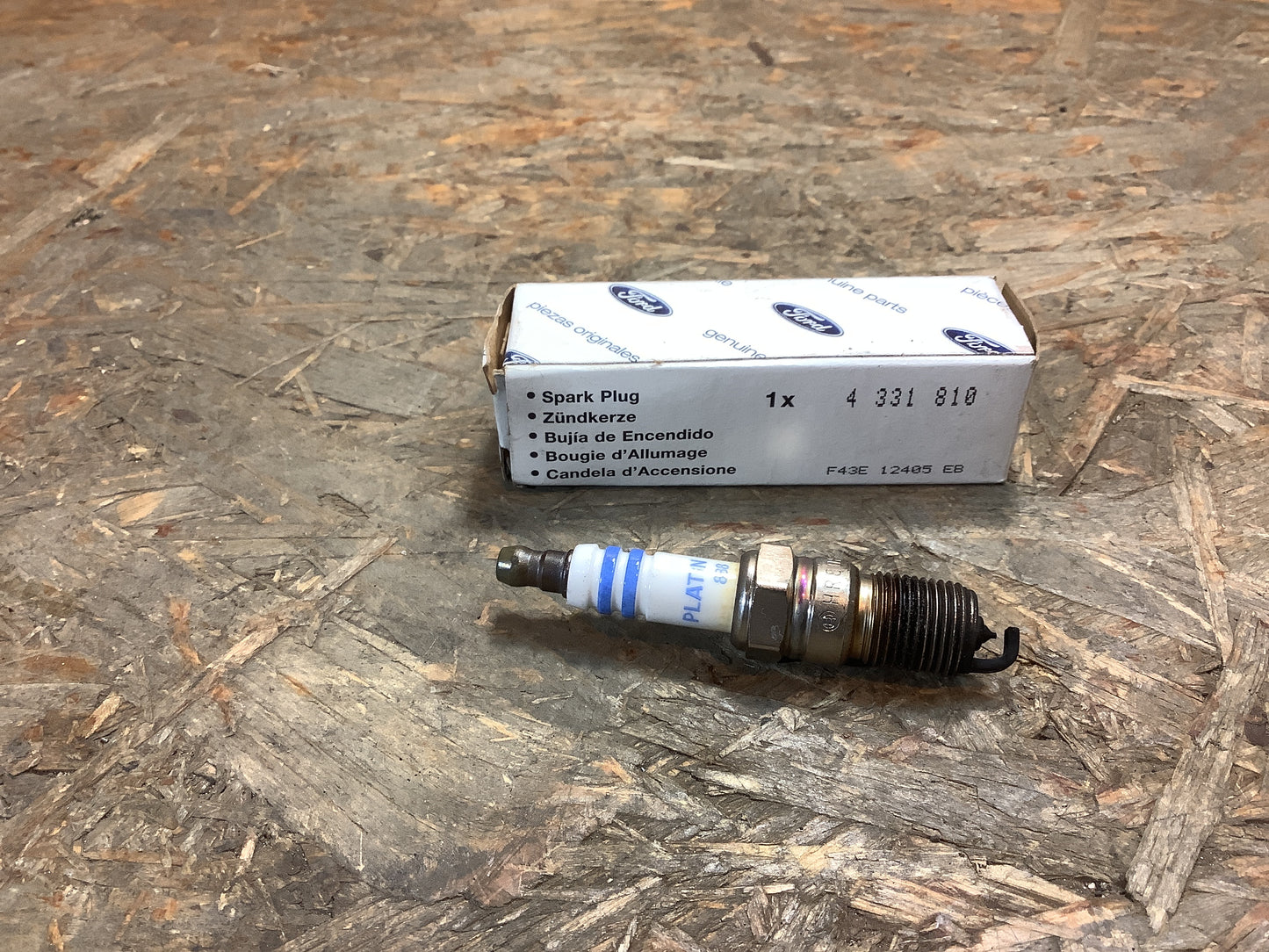 Ford Mondeo Zündkerze Original Ford NEU