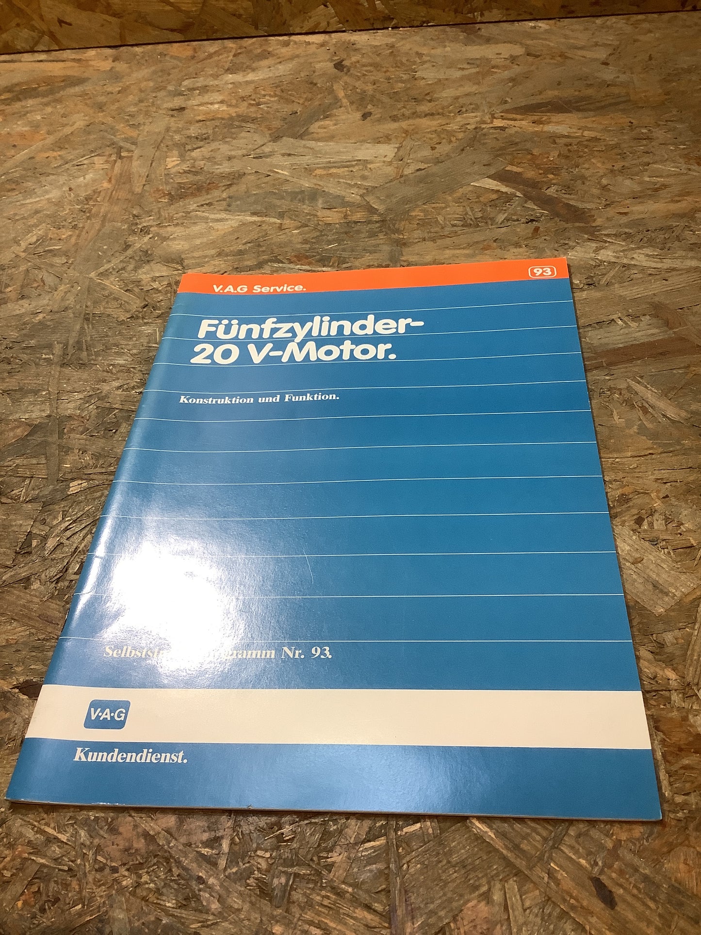 V.A.G Service Fünfzylinder 20V Motor