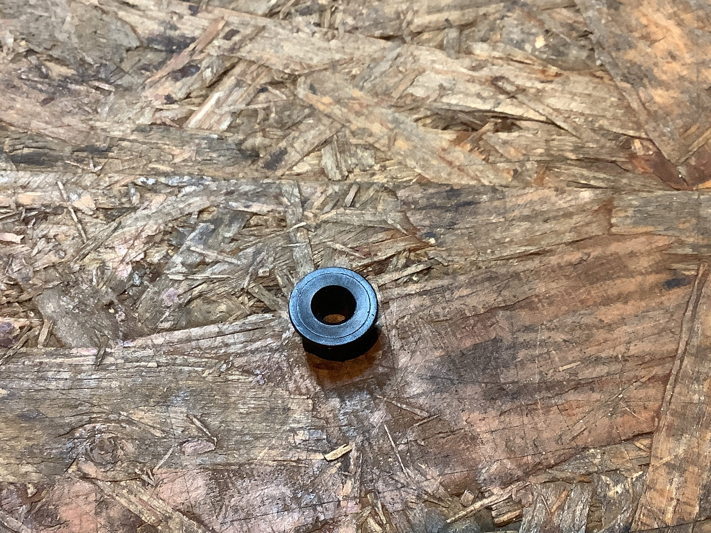 Omega B Kunststoffmutter Original GM NEU