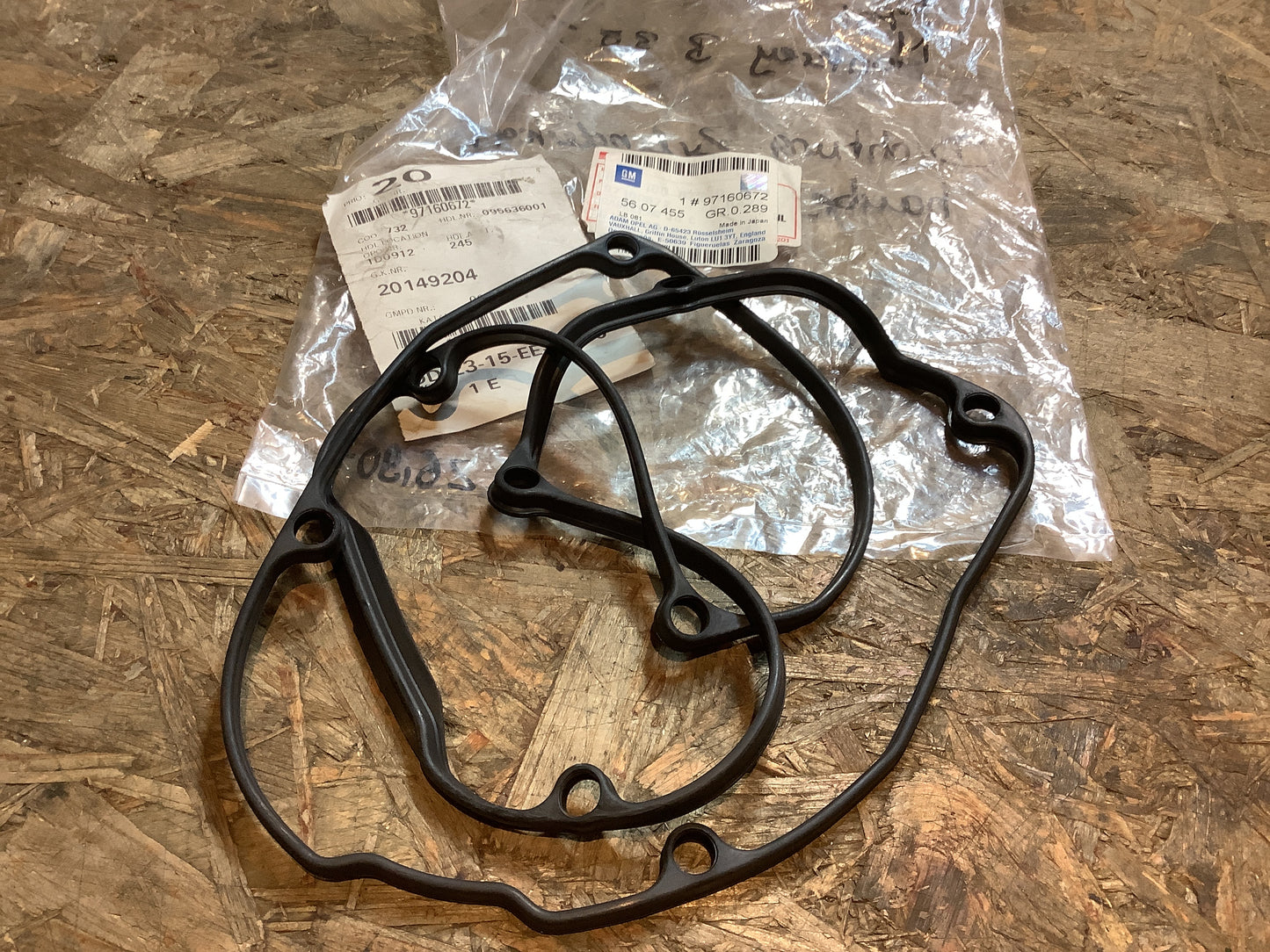 Monterey B 3.0 DTI Dichtung, Zylinderkopfhaube Original GM NEU