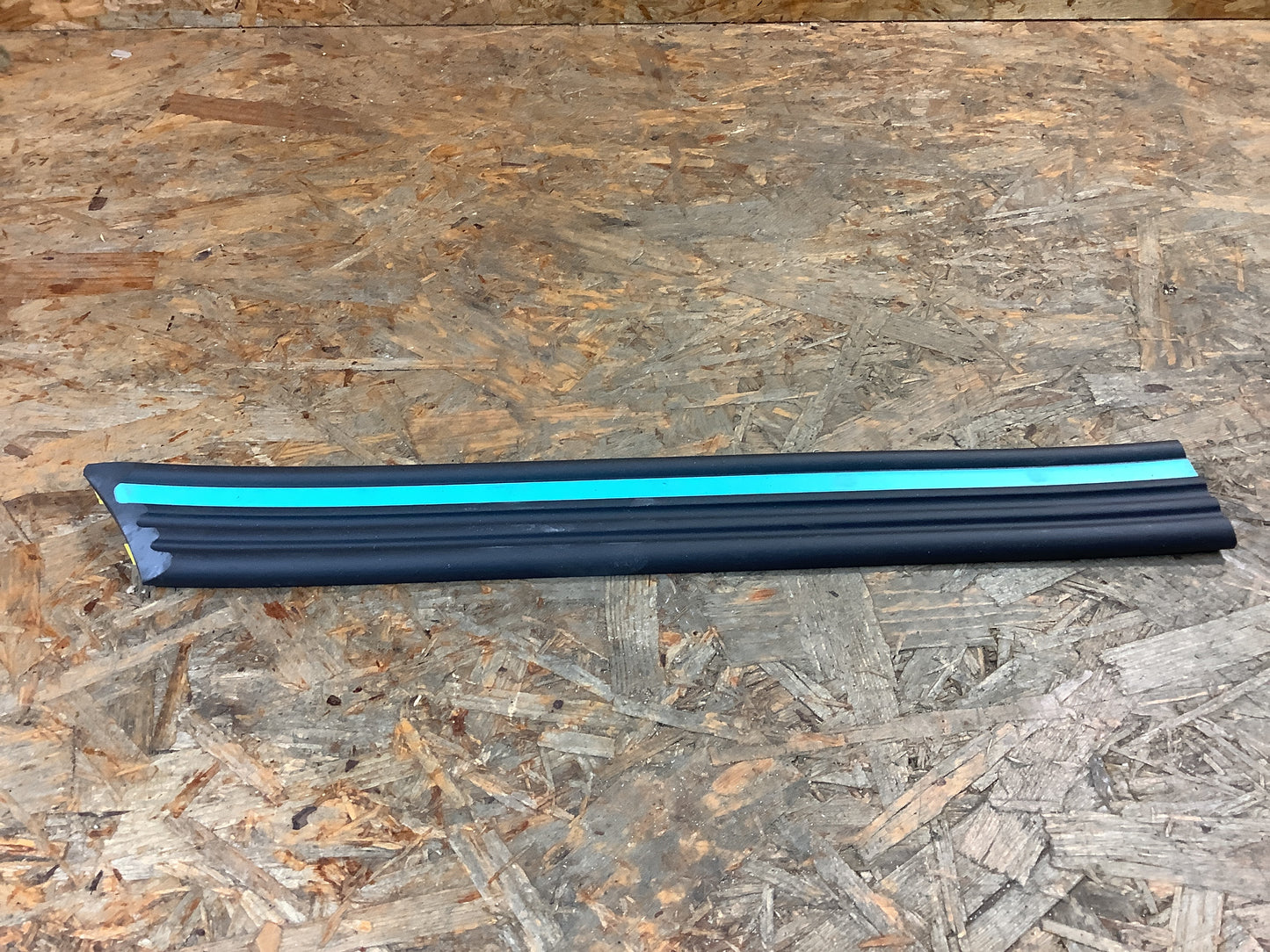 Corsa A CC Schutzzierleiste Original GM NEU