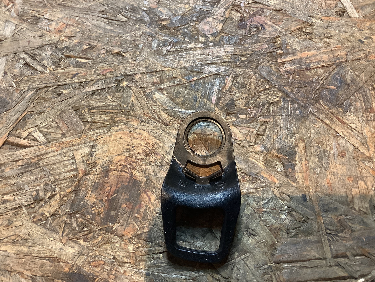 Kadett E Betätigungslasche NEU