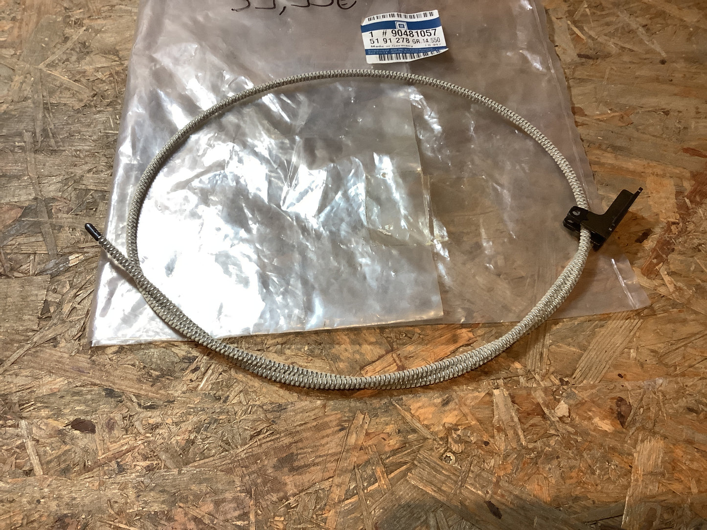 Corsa B, Tigra A Betätigungskabel mit Führung hinten Original GM NEU