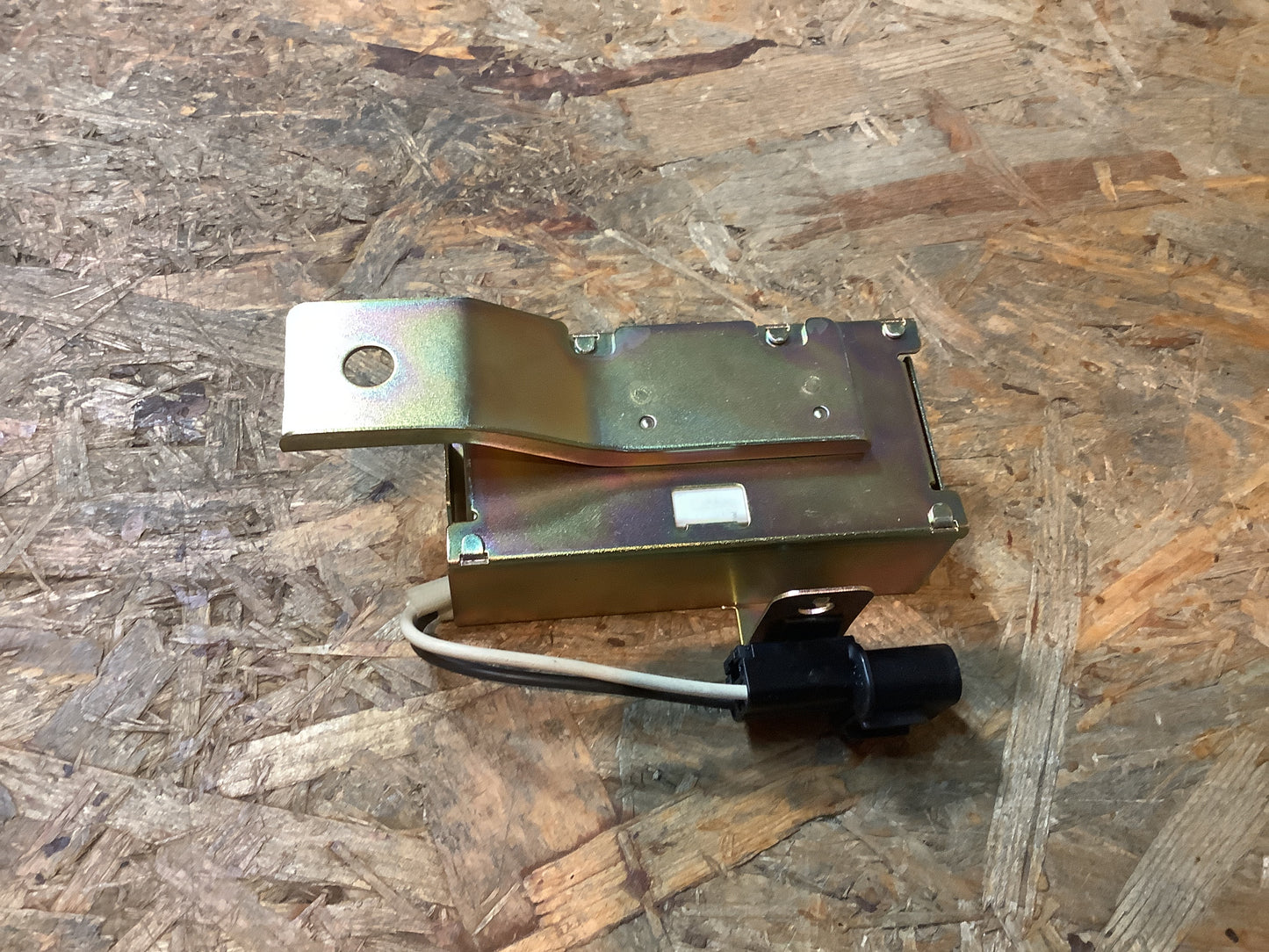 Mitsubishi Space Wagon (N3/N4) Steuergerät Original Mitsubishi NEU