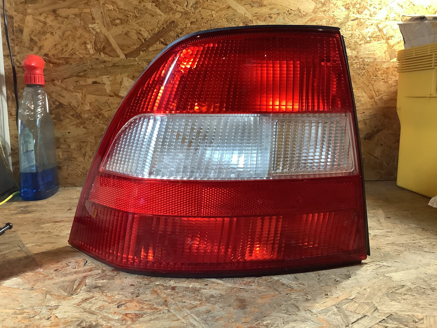 Vectra B (36_) 1.6L, 16V Rückleuchte links Original Garello NEU