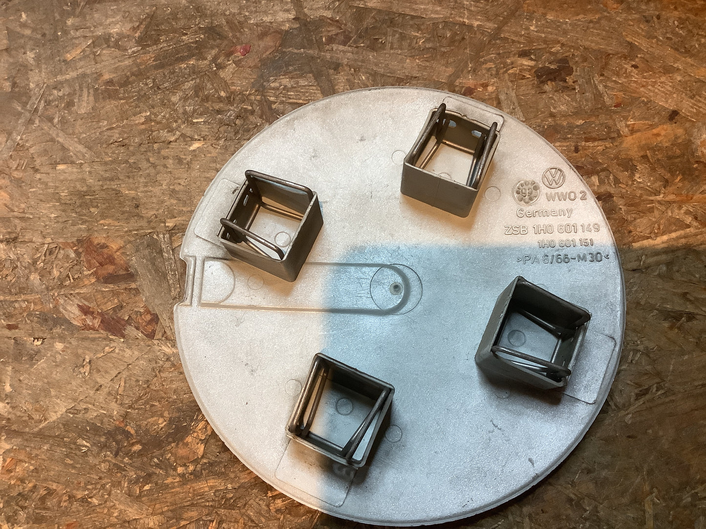 VW Golf 3 Radkappe Original VW NEU aus Altbestand