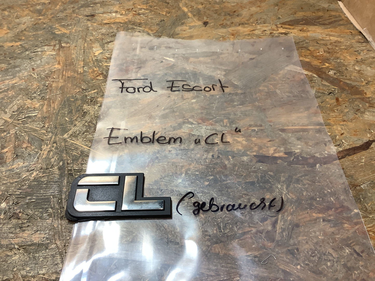 Emblem „CL“ Original Ford GEBRAUCHT