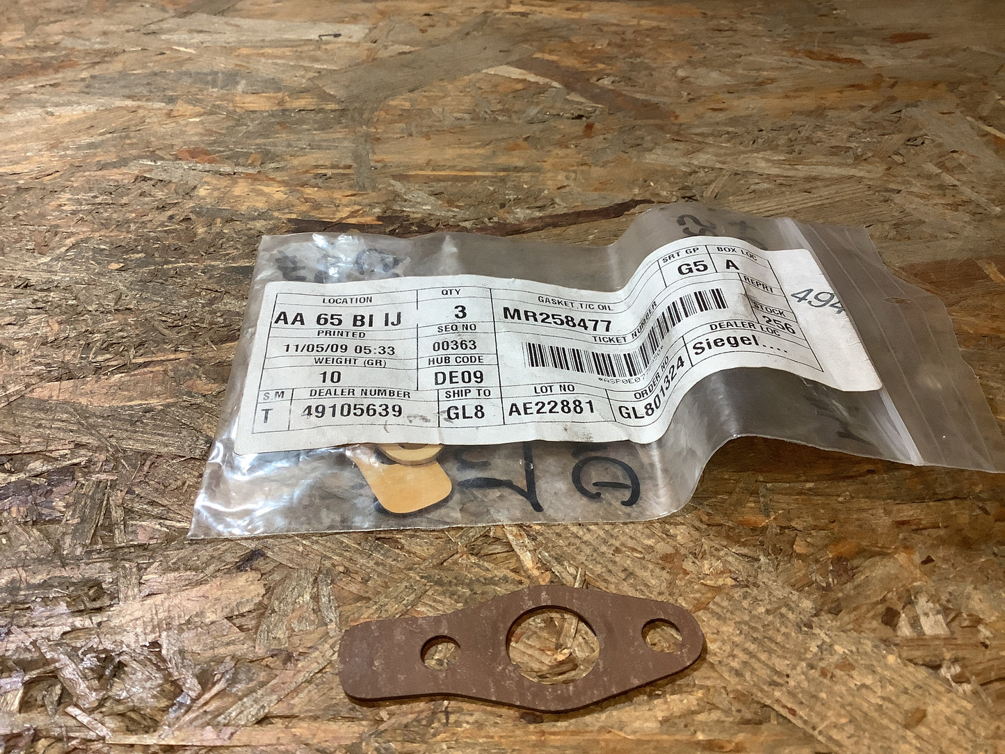 Mitsubishi Evo 3-10 + 9RS/10RS Dichtung, Turbolader, Ölrücklaufleitung Original Mitsubishi NEU