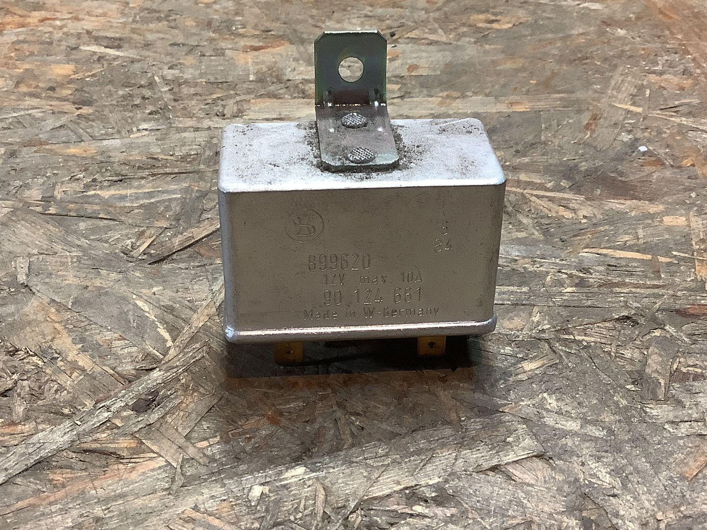 Opel Ascona C Relais elektr. Antenne Original Opel NEU