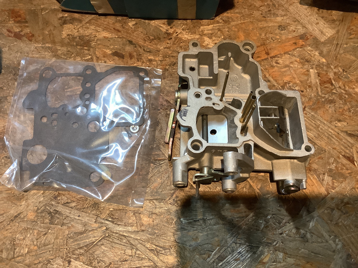 Opel Manta B, Ascona B Vergaserdeckel Varajet 2 Original GM NEU