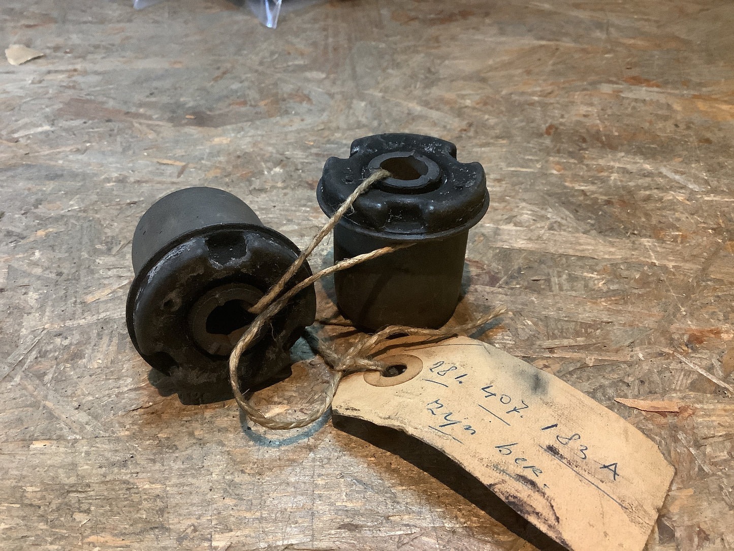 VW LT Lager Querlenker als Satz Original VW Audi NEU