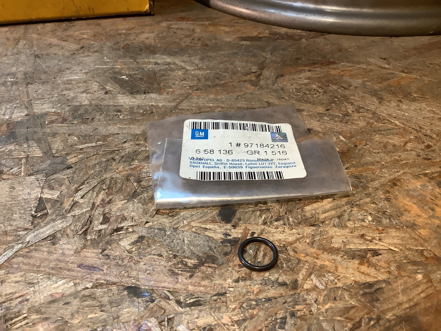 Opel Monterey 3.0 TD Dichtung Ölrohr Ventildeckel Original GM NEU