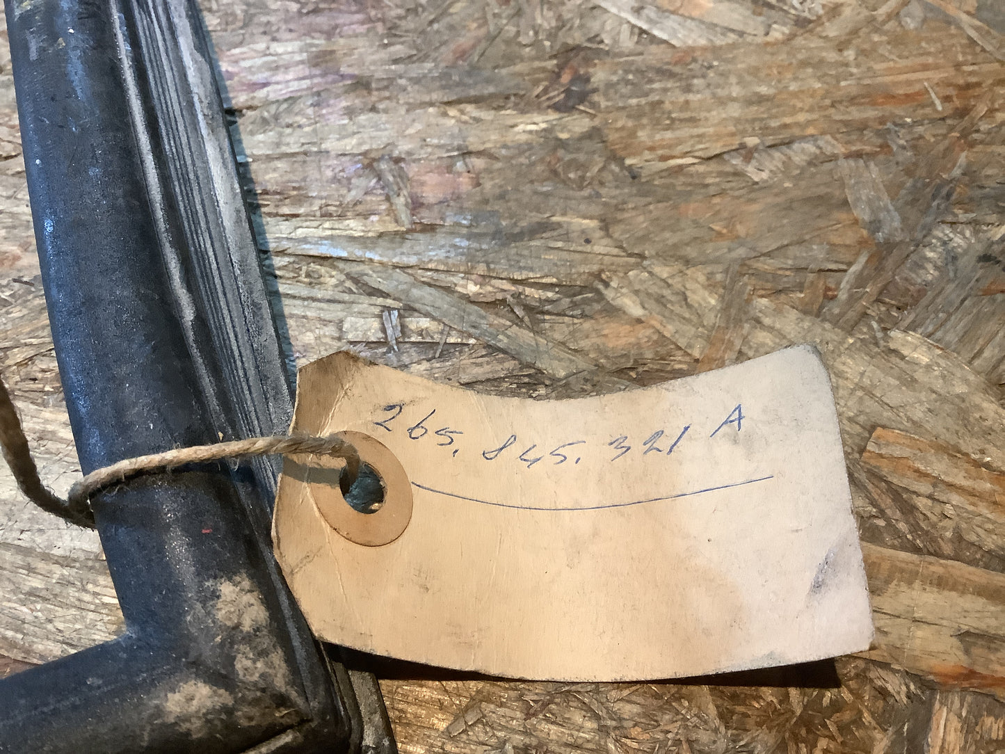 VW Typ 2 Bj. 1968-74, VW Bus Seitl. Standfester Dichtung Original VW NEU