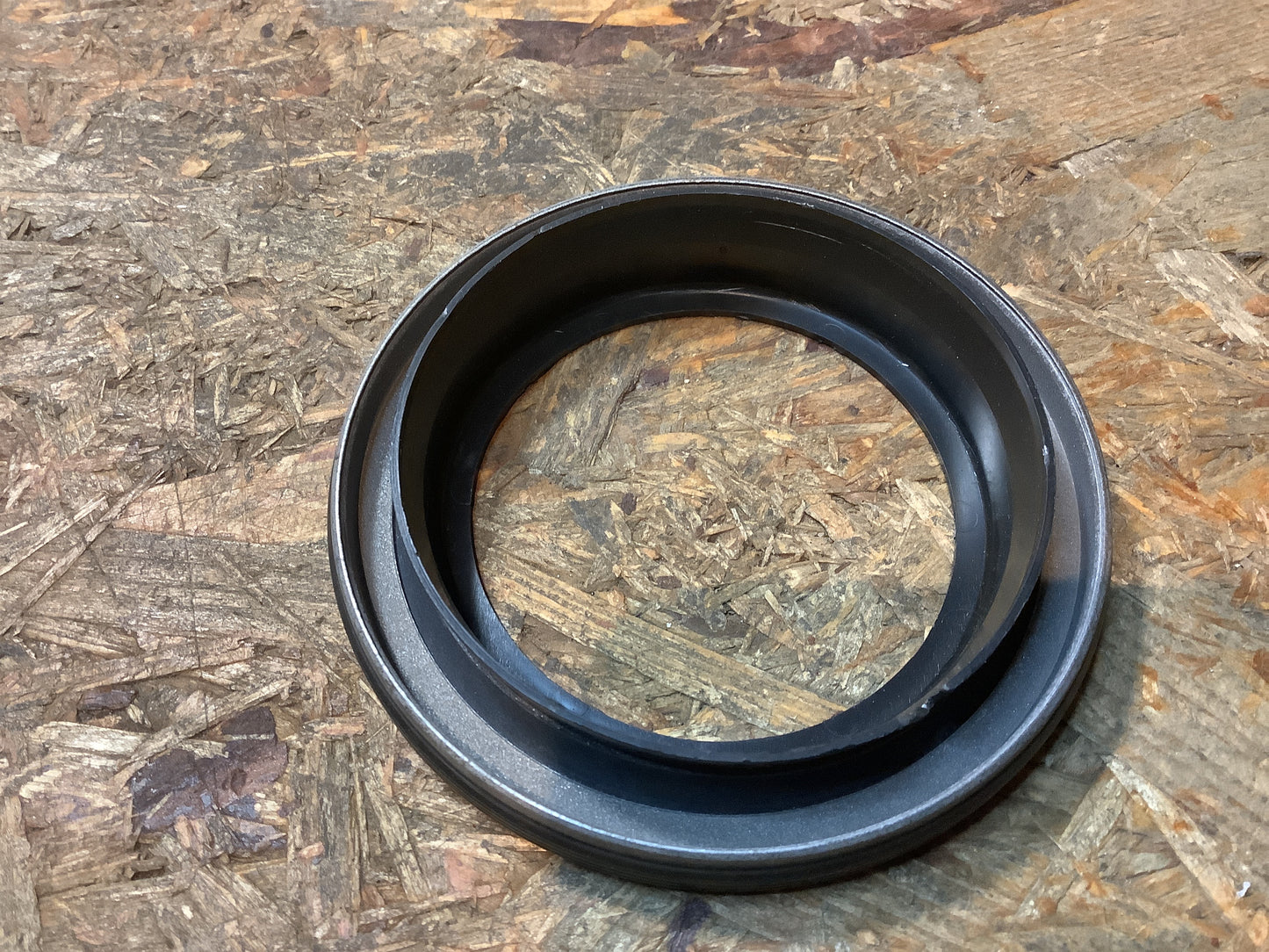 Ford Transit Bj. 91-2000 Kurbelwellensimmerring Ford Original NEU