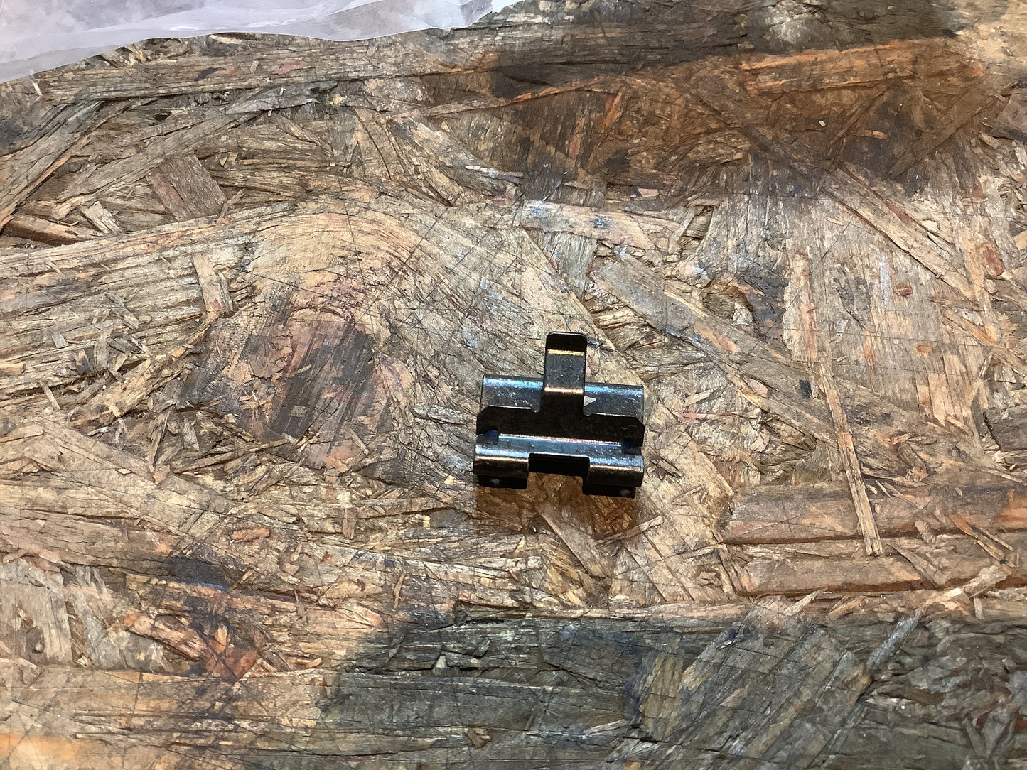 Kadett D Klammer Türabdichtung Original Opel NEU