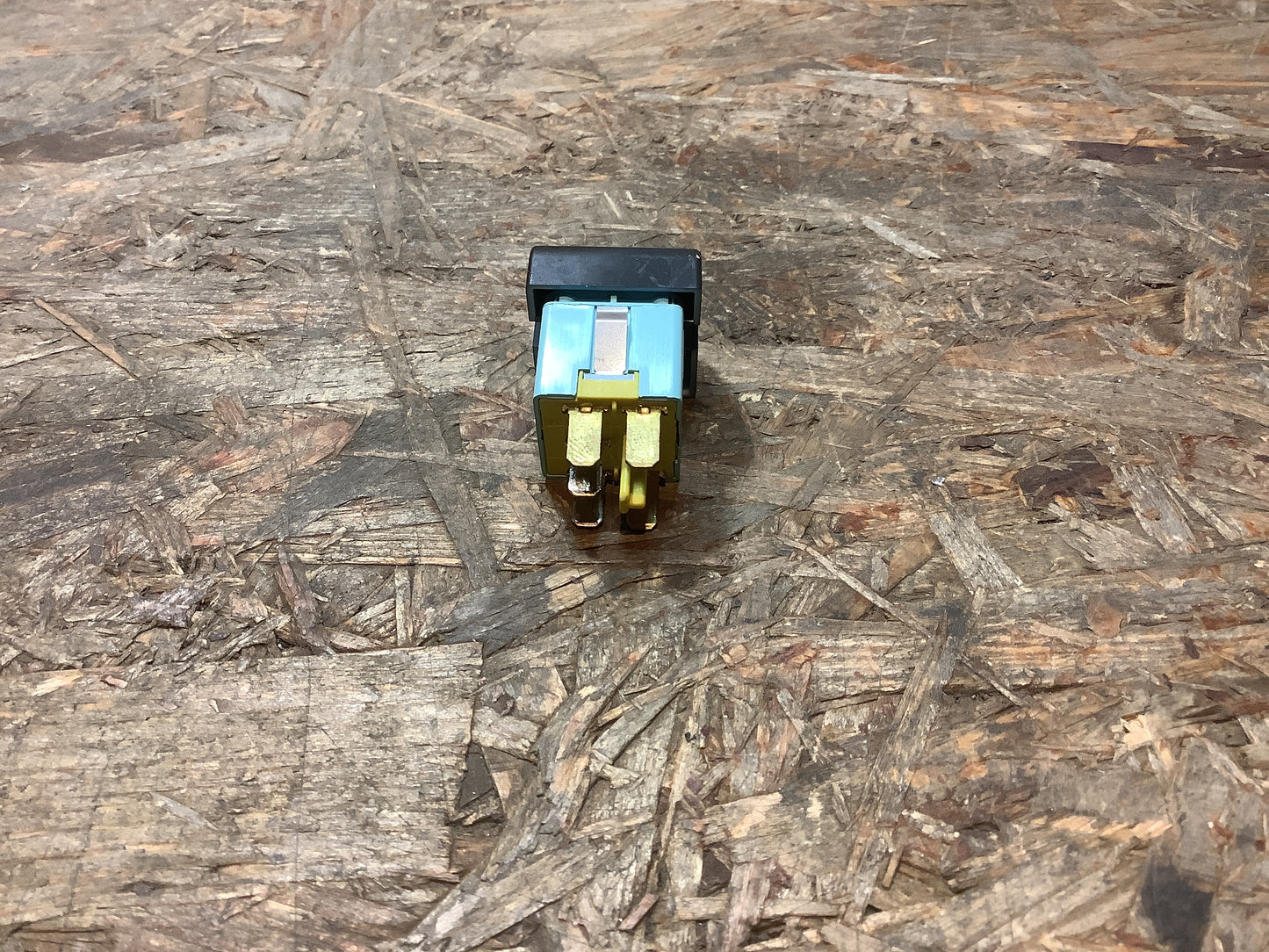 Omega B Schalter Beheizung, Rücksitz Original GM NEU