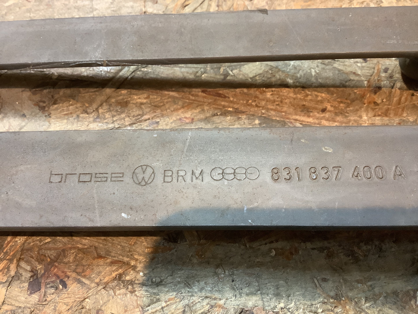 VW Passat Typ 32, Audi 80/90 Fensterheber Original VW NEU