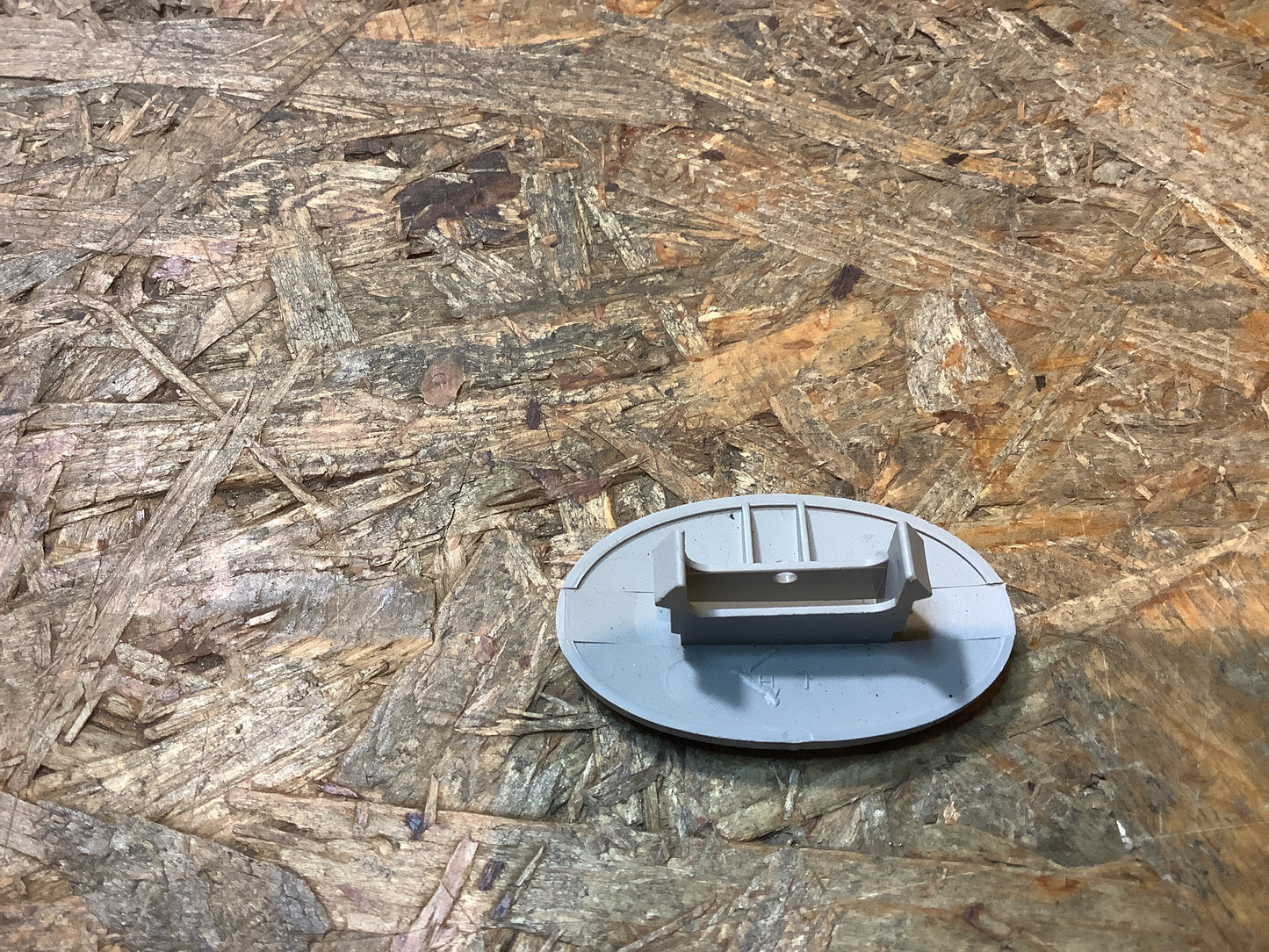 Chevrolet Cruze, Bj. 10-17 Bolzenstopfen Original GM NEU