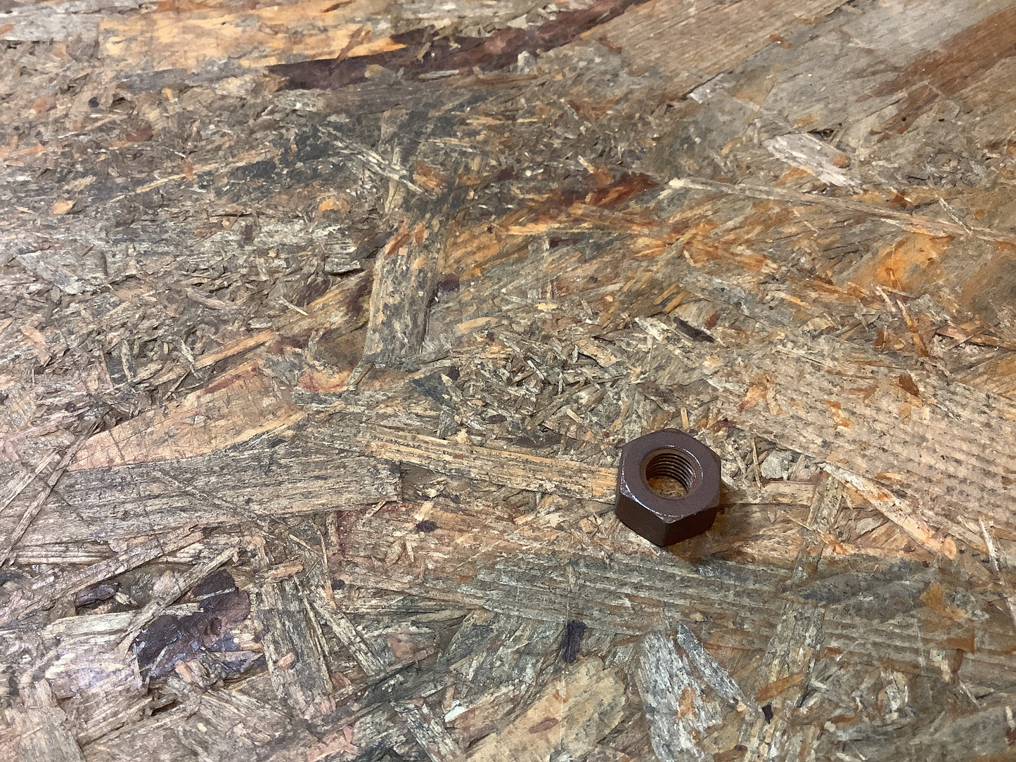 Mitsubishi, Motortypen: L3E, C45, C50, L3A, K3B, K3D, K3E, L3c, K4C, K4D, K4E, L2A, L2C Pleuelmutter (besetzt mit Flugrost) Original Mitsubishi NEU