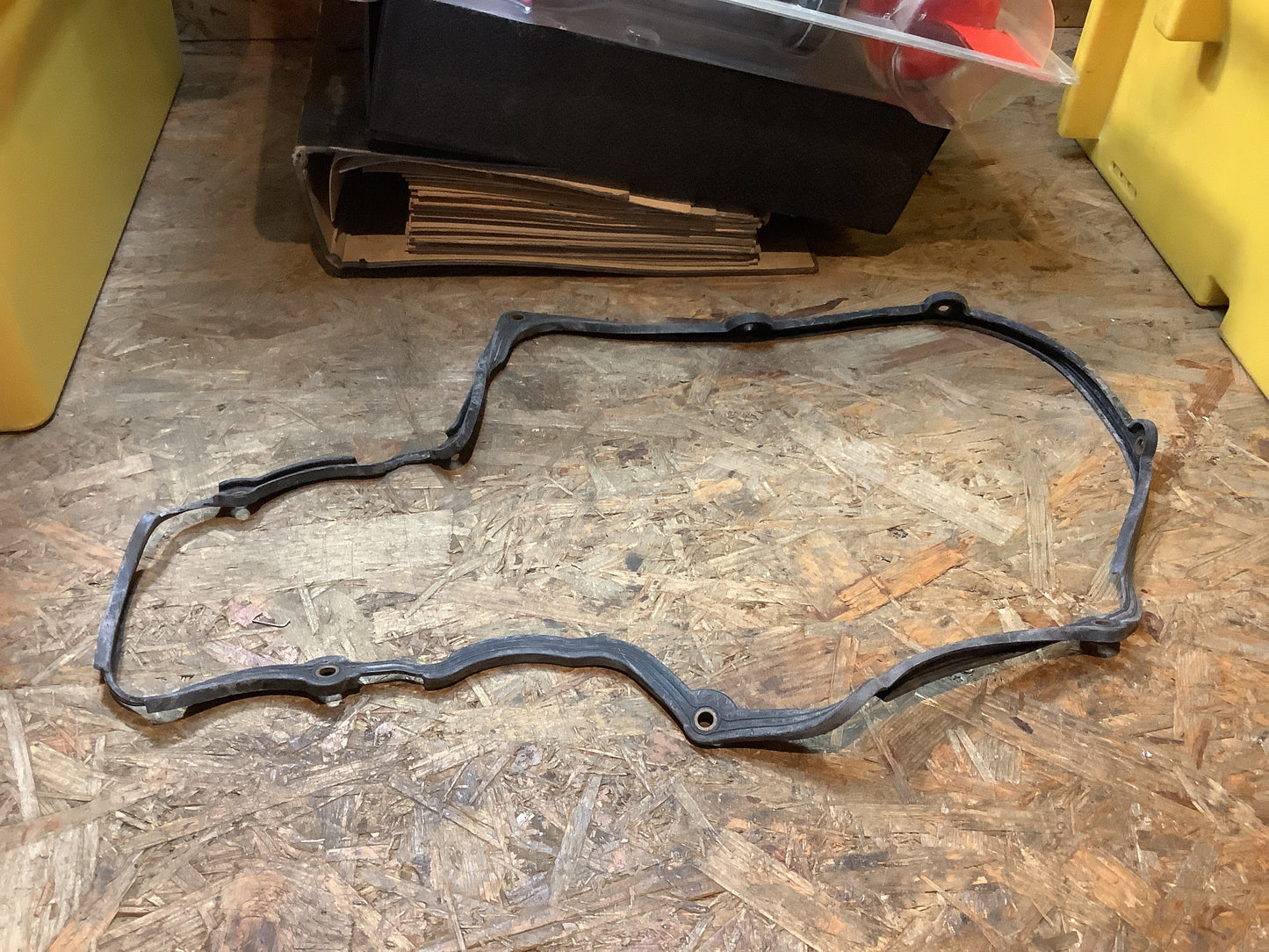 Opel Ascona B 2,0D, Opel Omega A 2,3DTID, Rekord E 2,0D/2,1D/2,2TD Ventildeckeldichtung Original Opel NEU