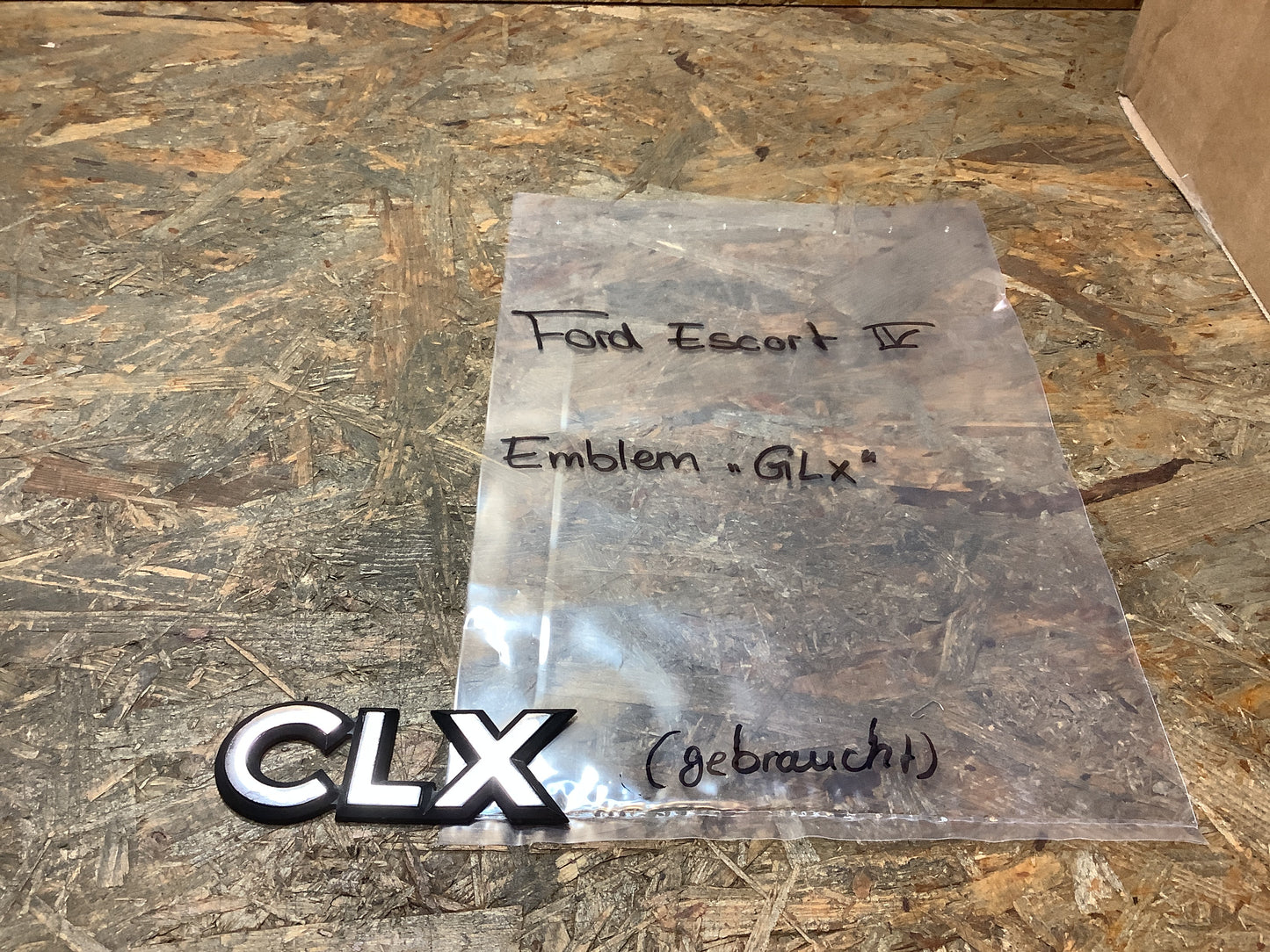 Emblem „GLX“ Original Ford GEBRAUCHT