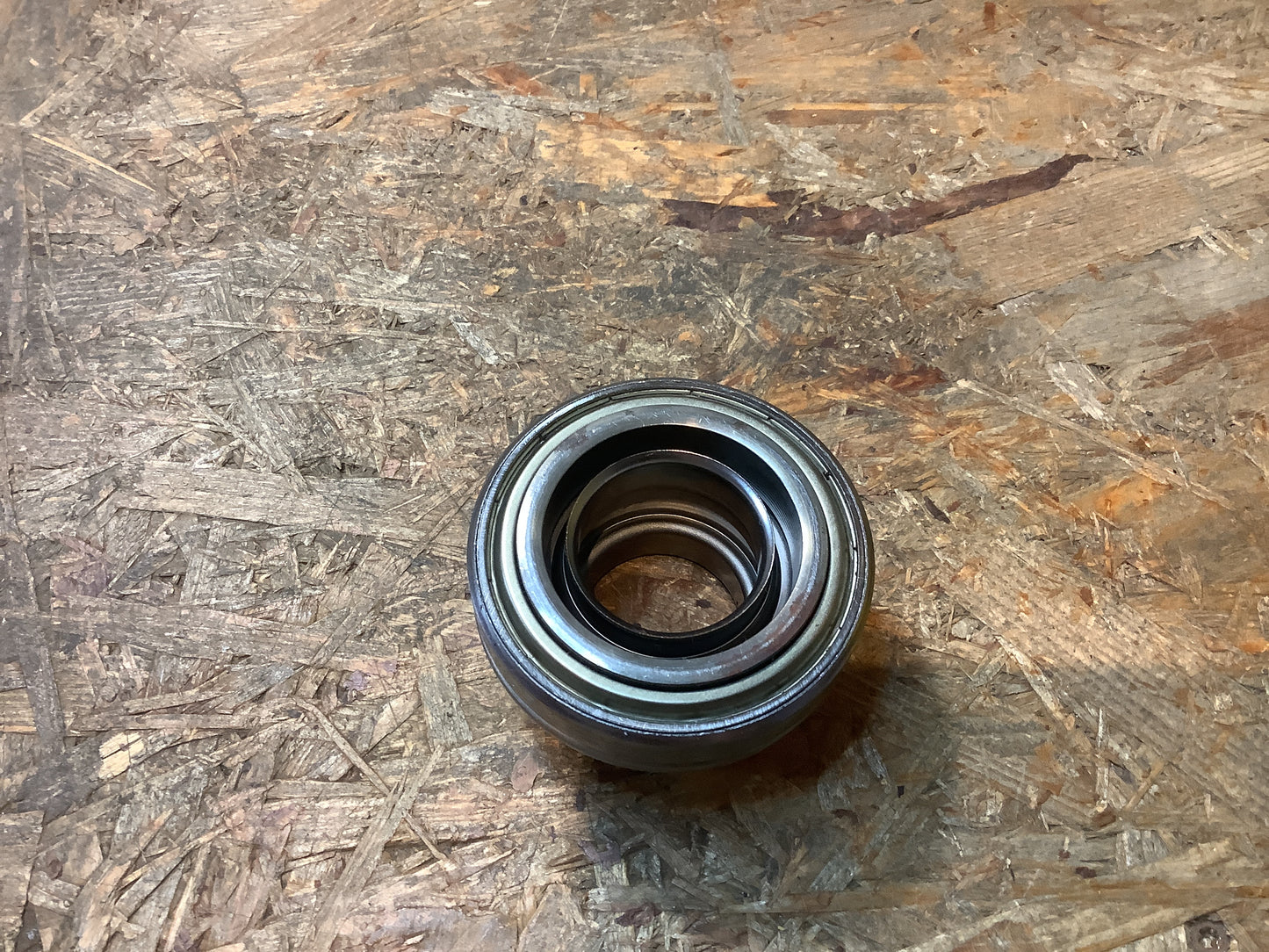 Mitsubishi Galant, Lancer Ausrücklager Original Mitsubishi NEU