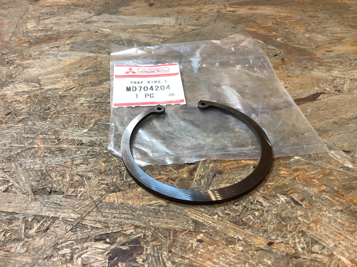 Mitsubishi L200, K23T 2600/4WD (LKW) Sprengring T/F Original Mitsubishi NEU