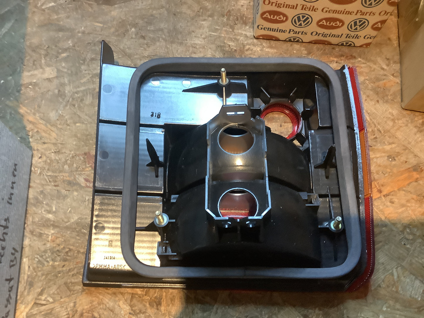 Vw Passat B4 Heckleuchte rechts innen Original Genuine Parts NEU