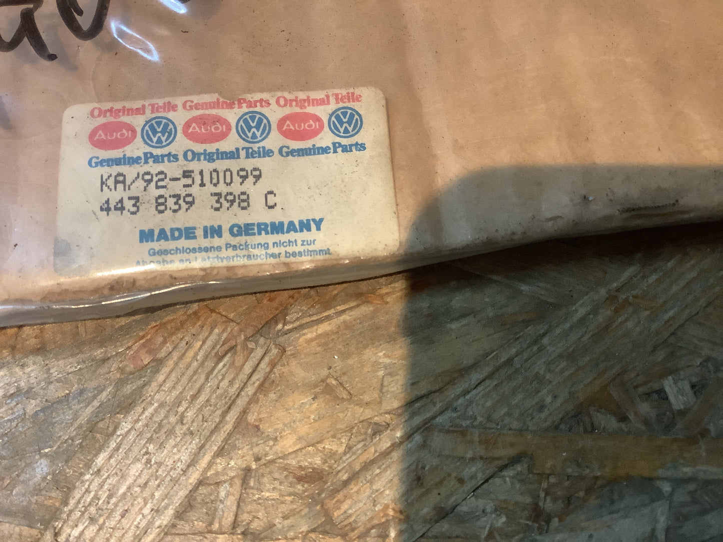 Audi 100/200 Typ 44 Fensterheber hinten rechts elektrisch Original VW NEU