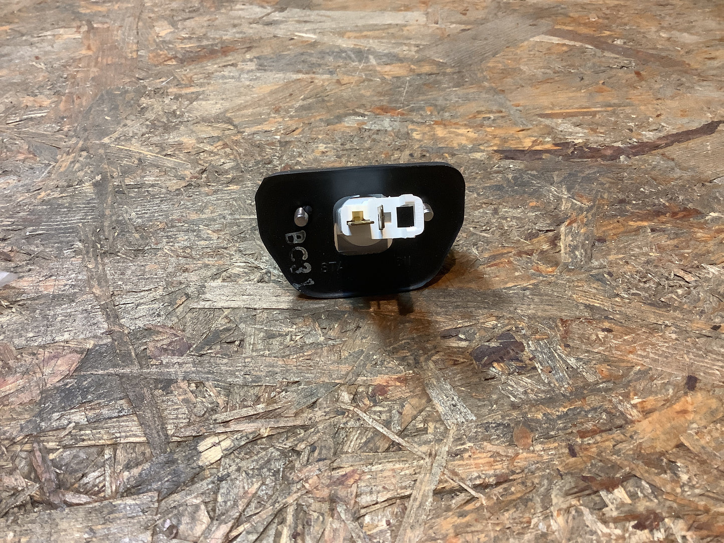 Mitsubishi Colt Kennzeichenleuchte Original Mitsubishi NEU