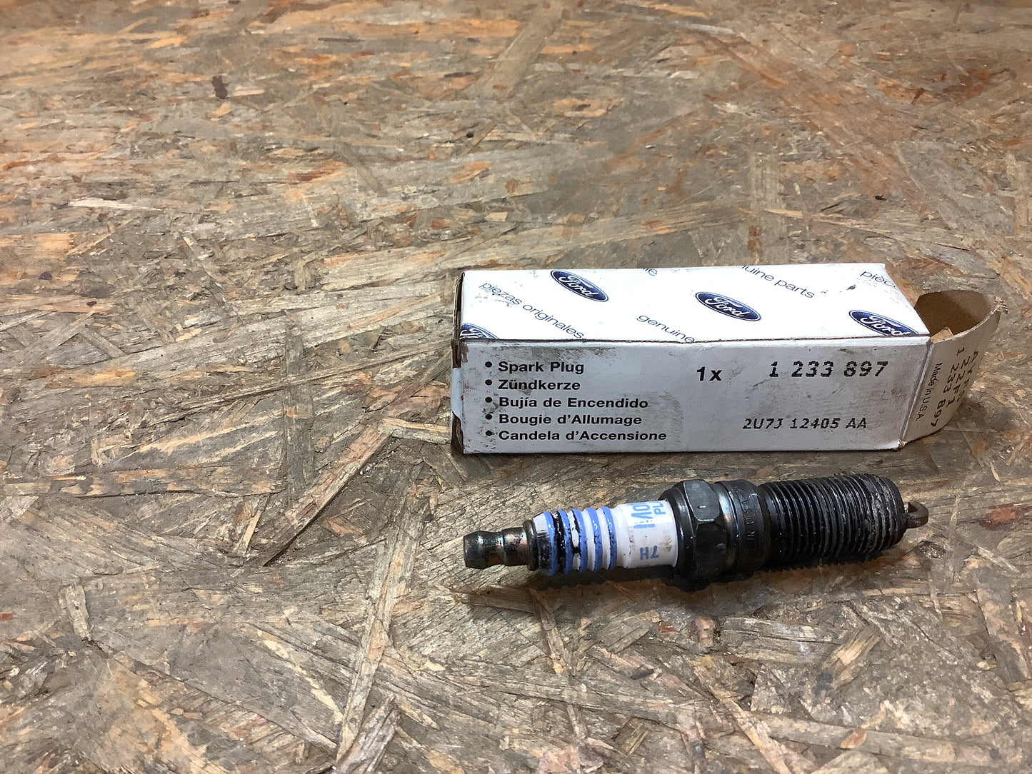 Ford Transit, Ford Tourneo connect Bj. 02-14 Zündkerze Original Ford NEU