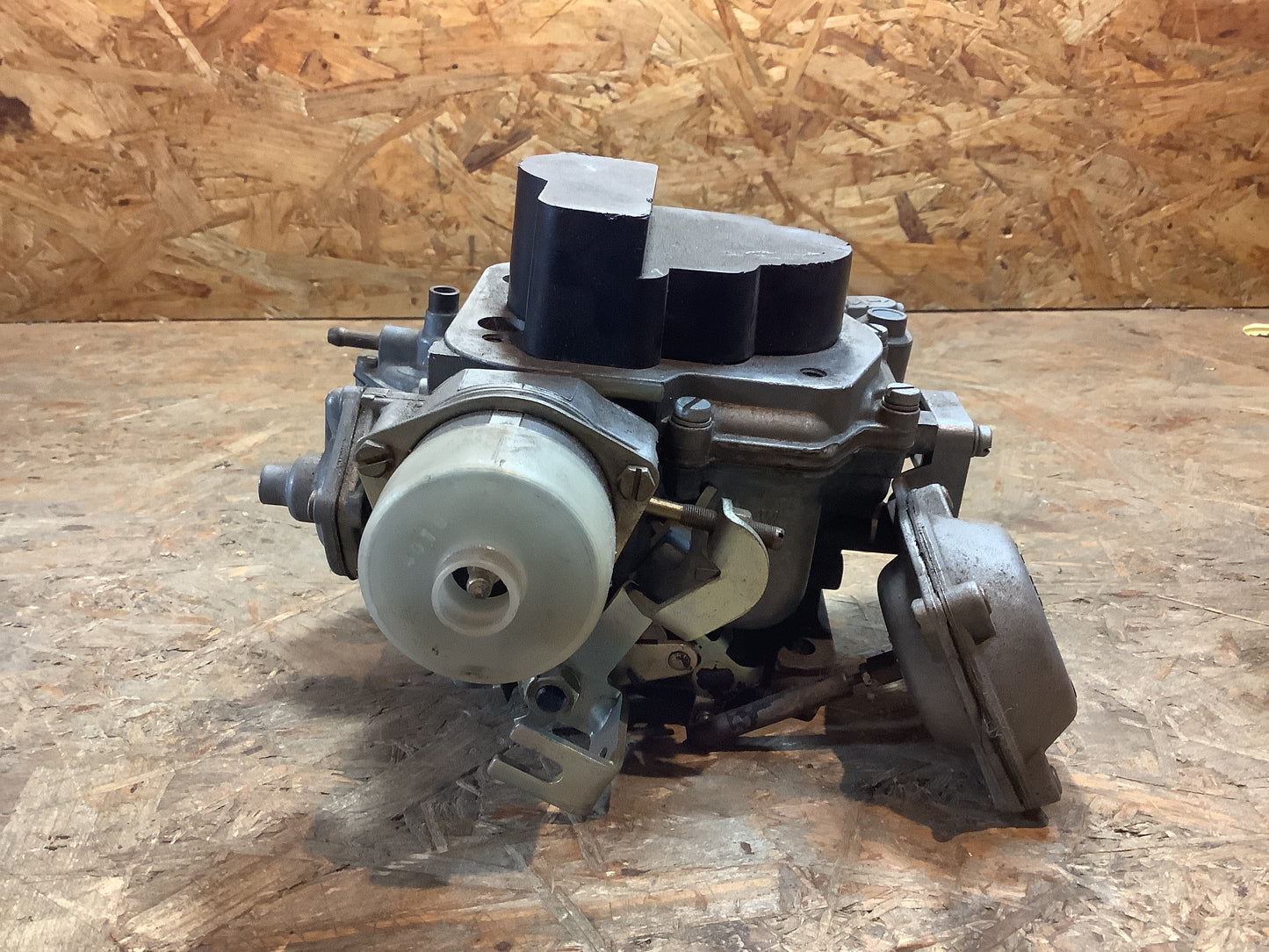 Ford Sierra 1,6 Vergaser Weber 28/30 Auslagerbestand Original Weber GEBRAUCHT