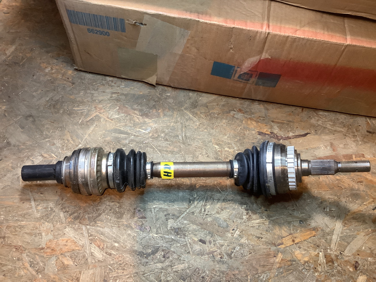 Opel Astra F 57-60 PS Diesel Antriebswelle vorn links Original GM NEU