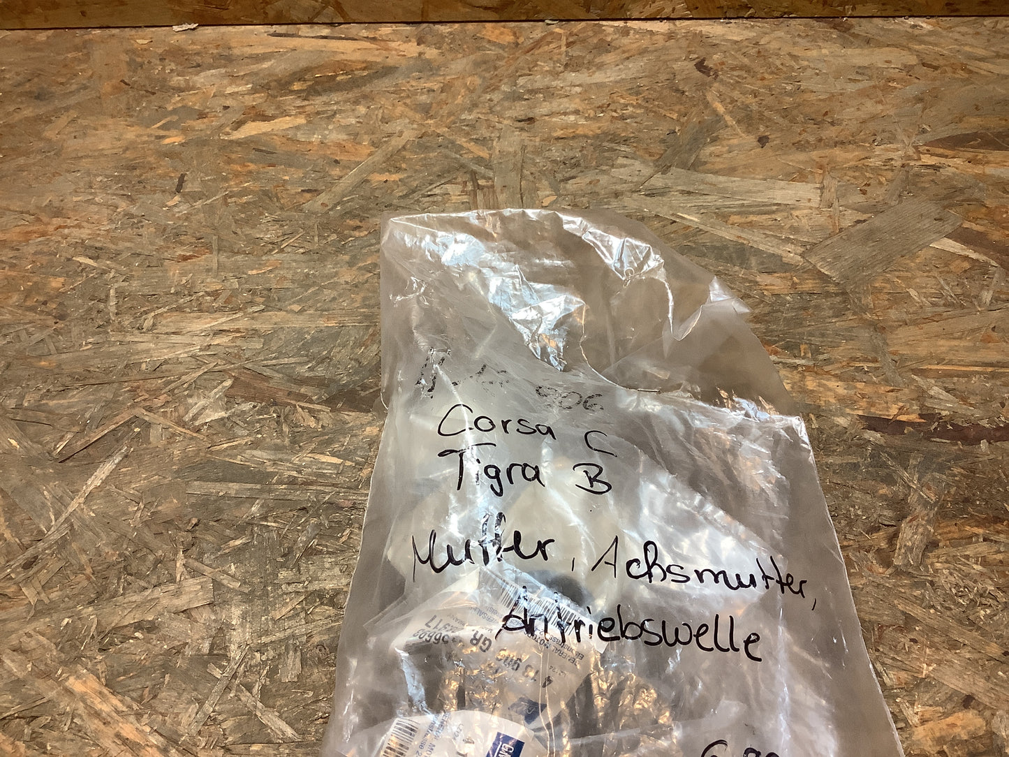 Corsa C, Tigra B Mutter, Achsmutter, Antriebswelle Original GM NEU