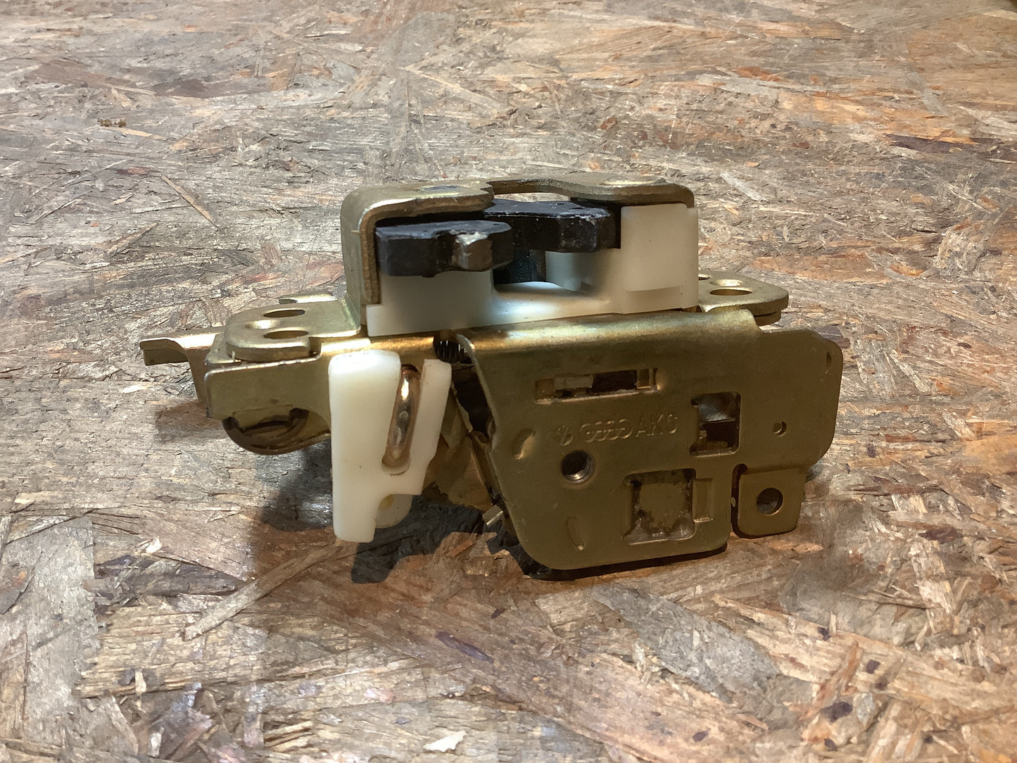 Vw Golf 1, Vw Passat B1 Türschloßmechanismus Original Vw NEU