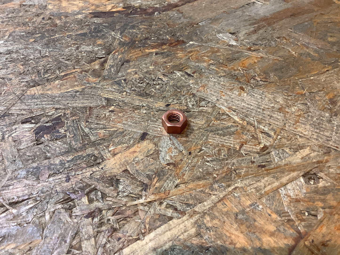 Mitsubishi Mirage Mutter an Abgaskrümmer Original Mitsubishi NEU